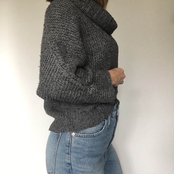 LOFT Cowl Neck Dolman Pullover Sweater, size Small ♥️ - Picture 2 of 8